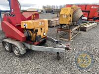 TP860 engine driven wood chipper - 2