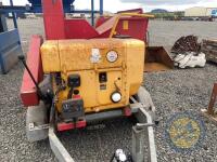 TP860 engine driven wood chipper - 3